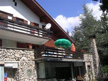 Orso Bianco Hotel